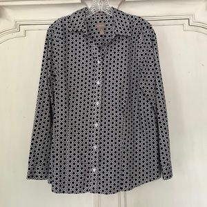 Chico size 2 black and white pattern